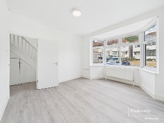 Larkway Close, Kingsbury, London, NW9