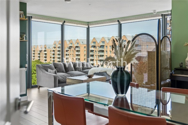 Waterside Way, London, N17