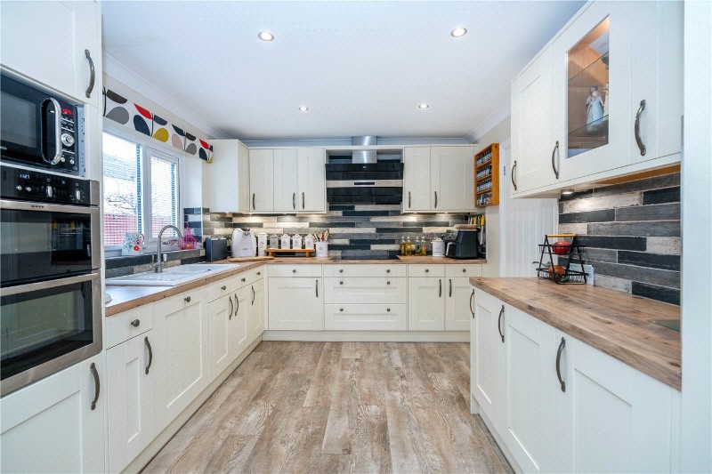 Burmor Close, Bourne, Lincolnshire, PE10
