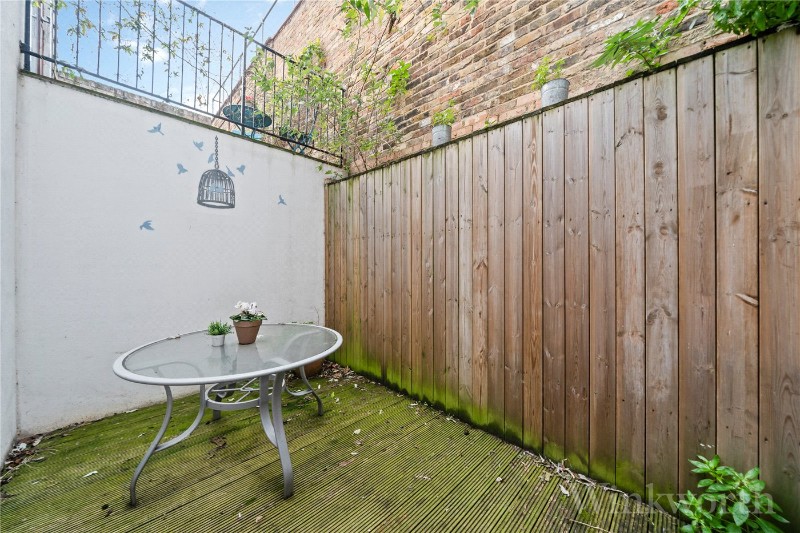 Friary Road, London, SE15
