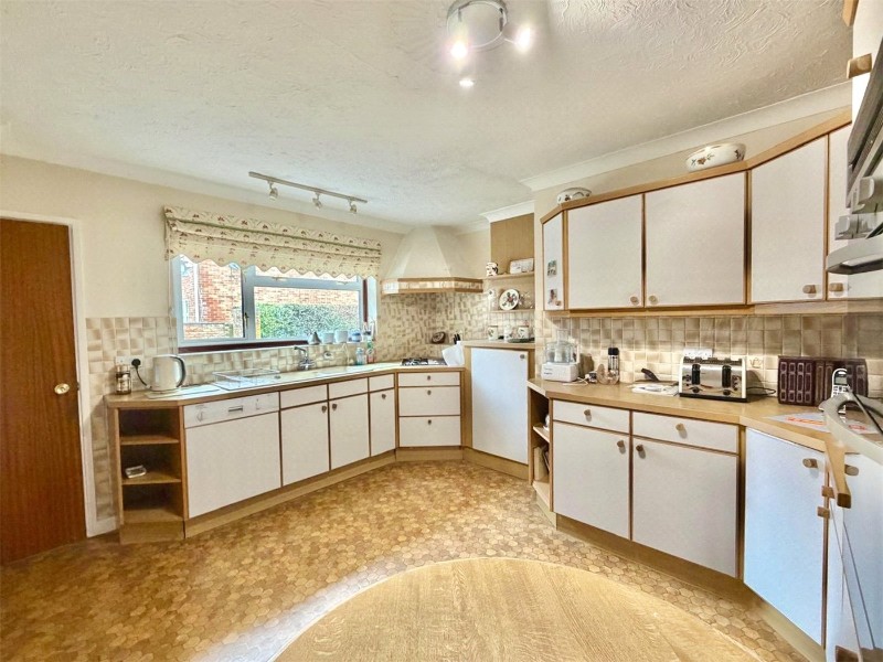 Sea Road, Milford on Sea, Lymington, Hampshire, SO41