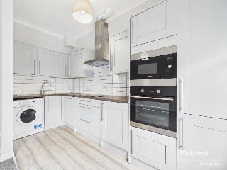 Station Road, London, NW4