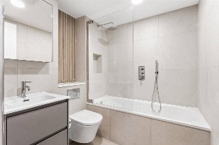 Asher Way, London, E1W