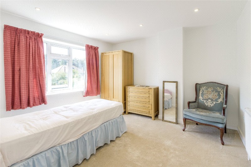 Oaklands Drive, Northampton, NN3