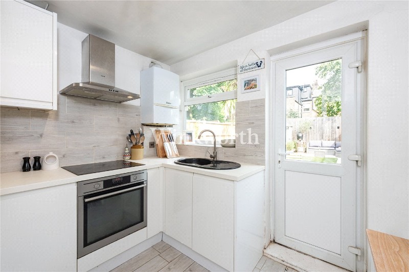 Effingham Road, London, N8