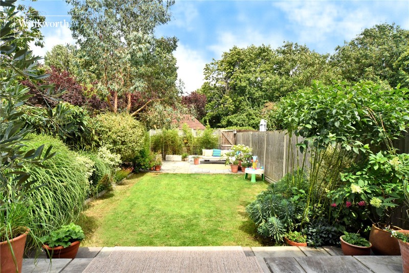 Sandringham Road, Worcester Park, KT4