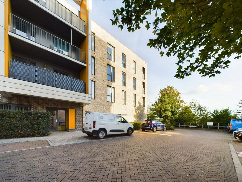 Guardian Avenue, London, NW9