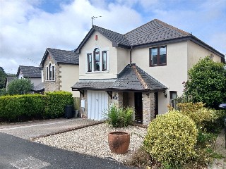 Seymour Drive, Dartmouth, Devon, TQ6