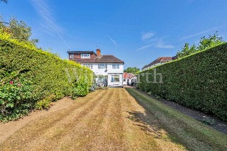 Princes Park Avenue, London, NW11