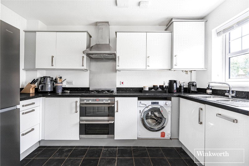 Gomer Road, Bagshot, Surrey, GU19