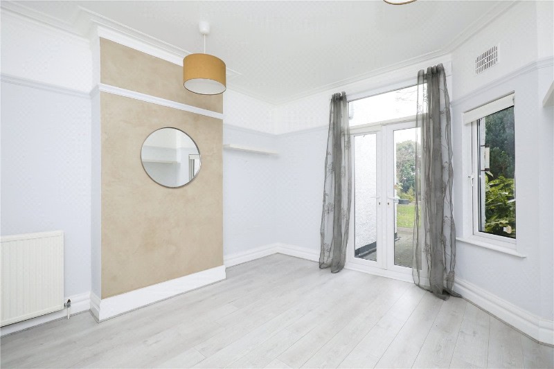 Lynton Road, London, W3