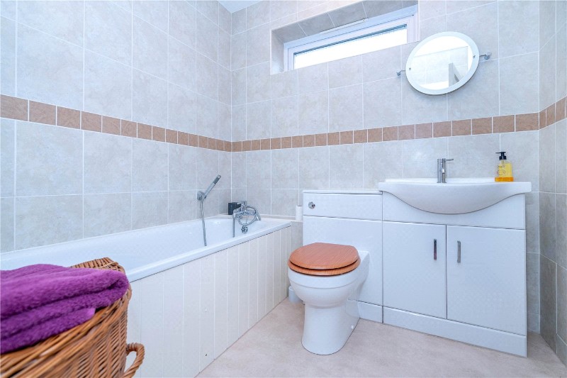 North Parade, Sleaford, Lincolnshire, NG34