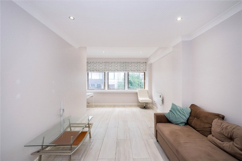 Bishopsgate, London, EC2M