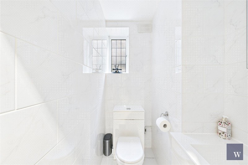 Woodfield Avenue, London, SW16