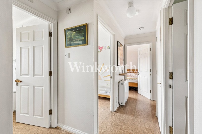 Myddleton Avenue, London, N4