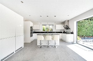 Grayshott Road, Headley Down, Hampshire, GU35