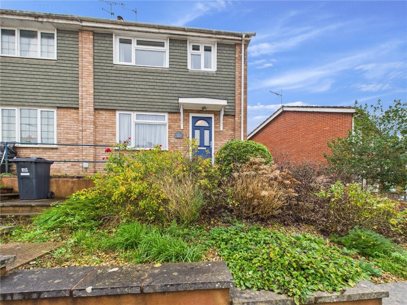 Threshers Terrace, Threshers, Crediton, Devon, EX17