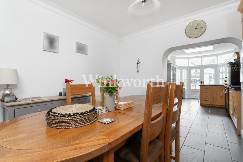 Derwent Road, London, N13