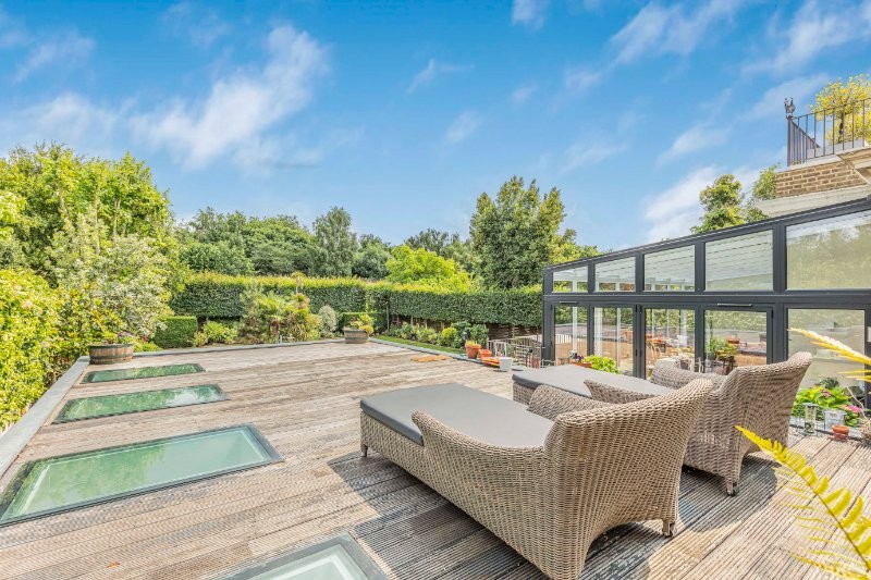 Castelnau, Barnes, London, SW13