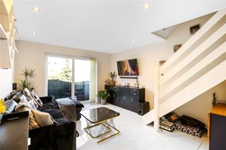 Manor Close, Winchester, Hampshire, SO23