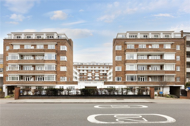 Upper Richmond Road, London, SW15