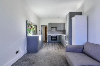 Epsom Road, Epsom, Surrey, KT17