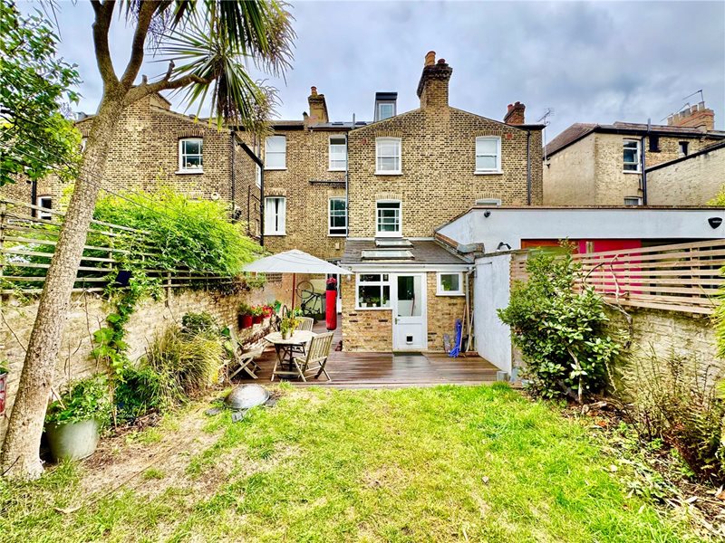 Connaught Road, London, N4