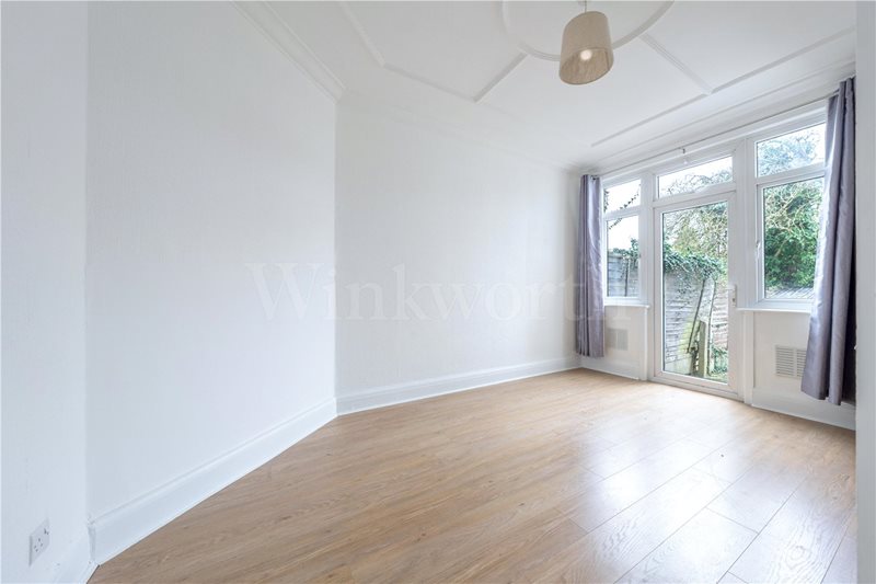 Hallswelle Road, London, NW11