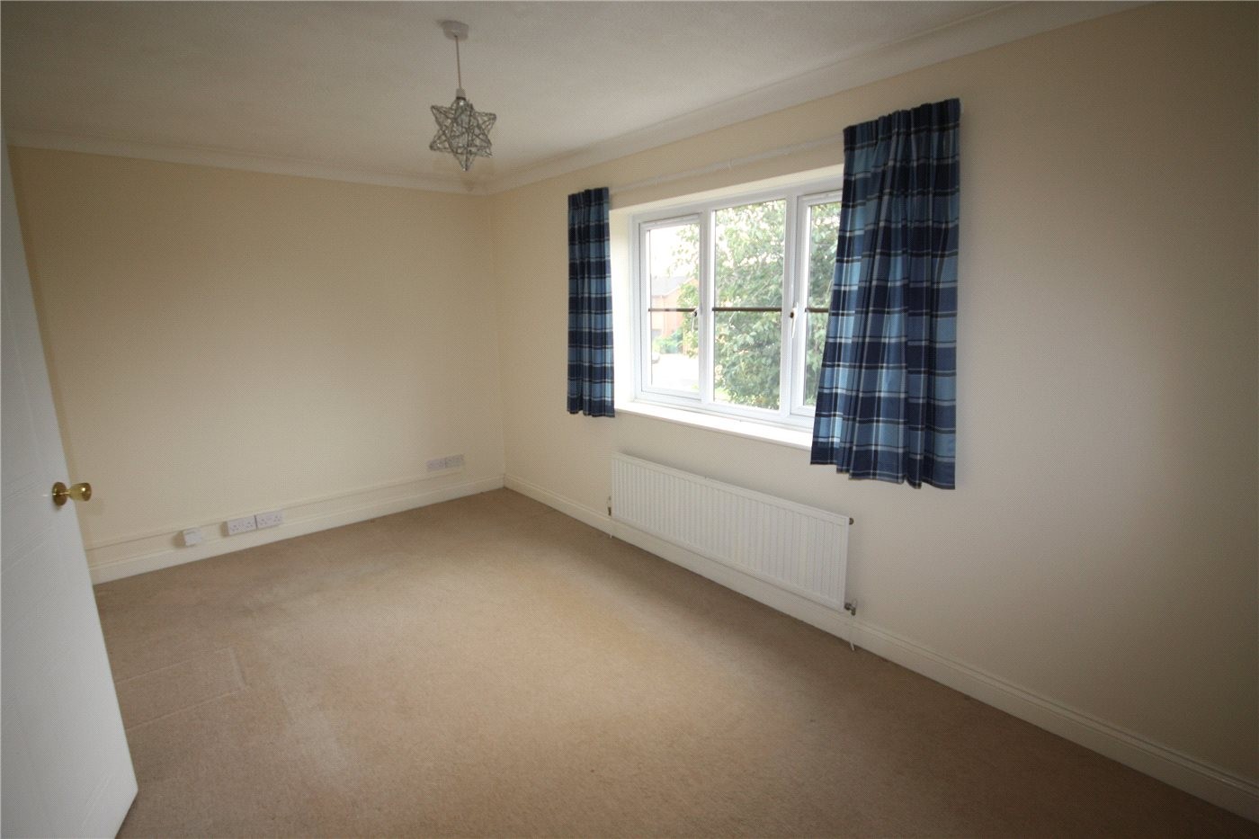 5 bedroom property for sale in Mill Drove, Bourne, Lincolnshire, PE10