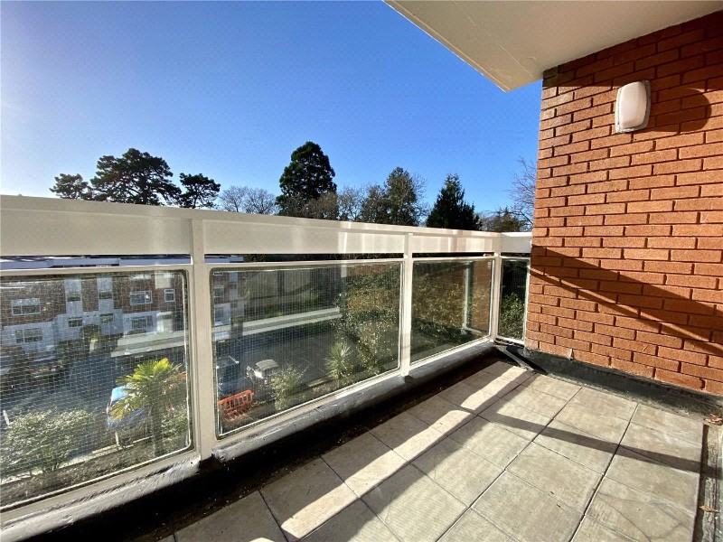 Branksome Wood Road, Bournemouth, Dorset, BH4