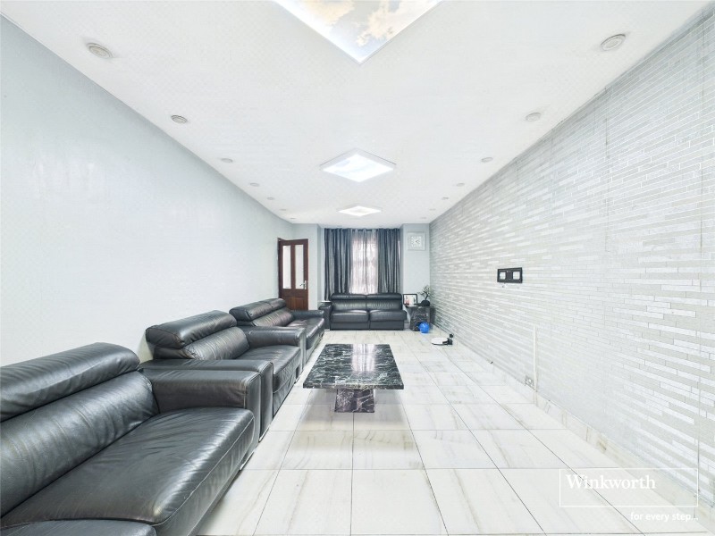 The Greenway, London, NW9