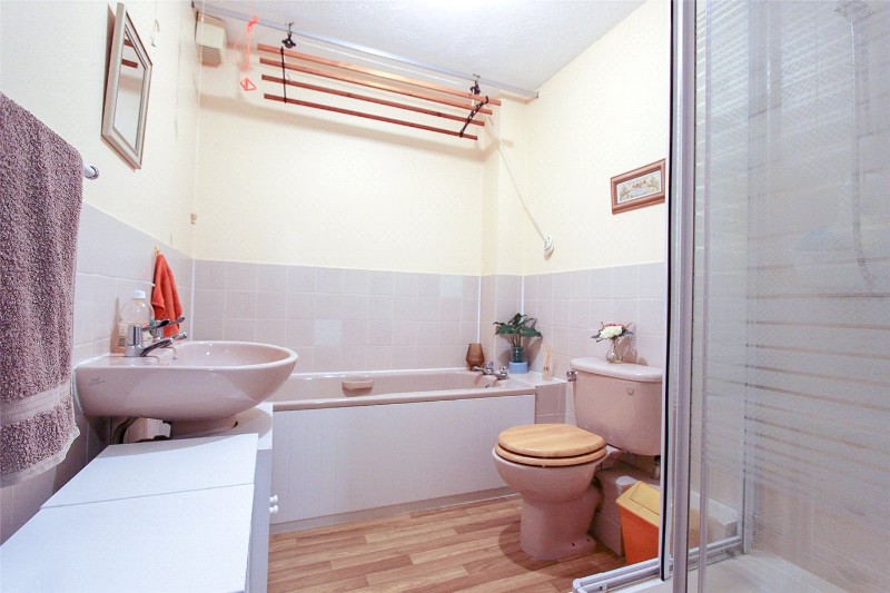 Chalkwell Park Drive, Leigh-on-Sea, Essex, SS9
