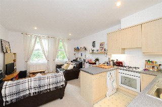 Chiswick High Road, Chiswick, W4