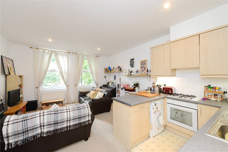 Chiswick High Road, Chiswick, W4