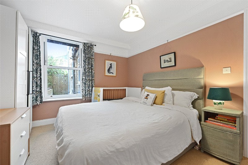 Ellerslie Road, London, W12
