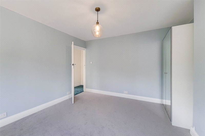 Elmbridge Avenue, Surbiton, KT5