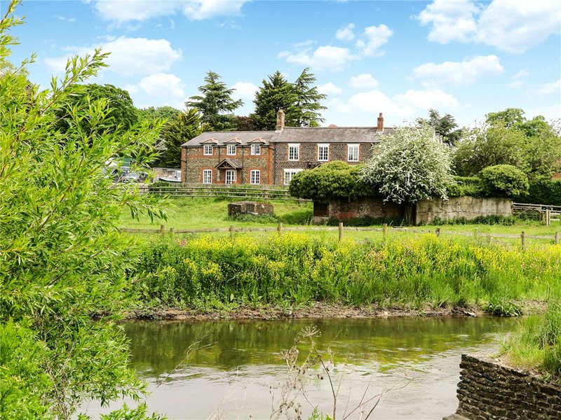 The Old Post House, Tilford, Surrey, GU10