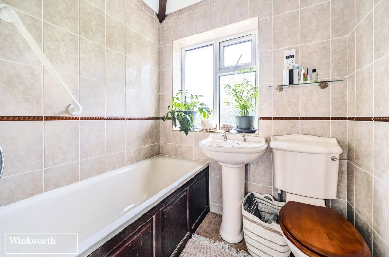 Bramblys Drive, Basingstoke, RG21