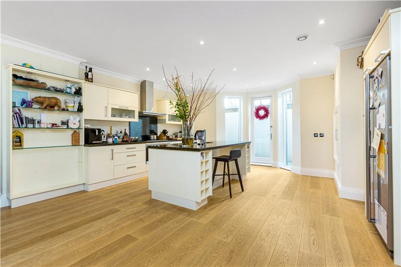 Lonsdale Road, Barnes, London, SW13