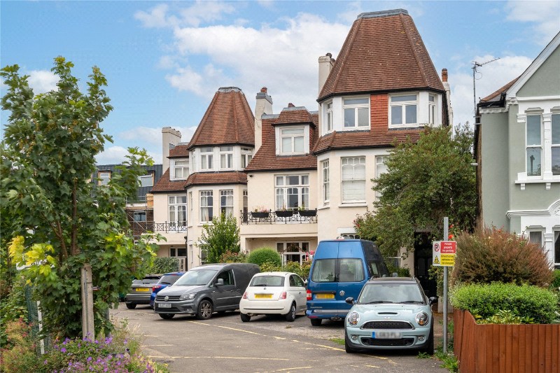 Melrose Mansions, Madeira Road, London, SW16