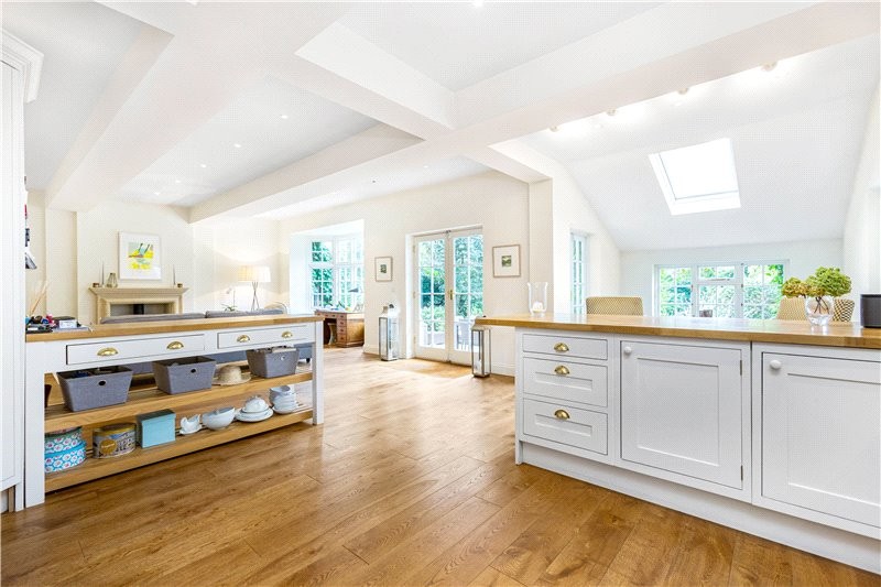 Ferry Road, Barnes, London, SW13