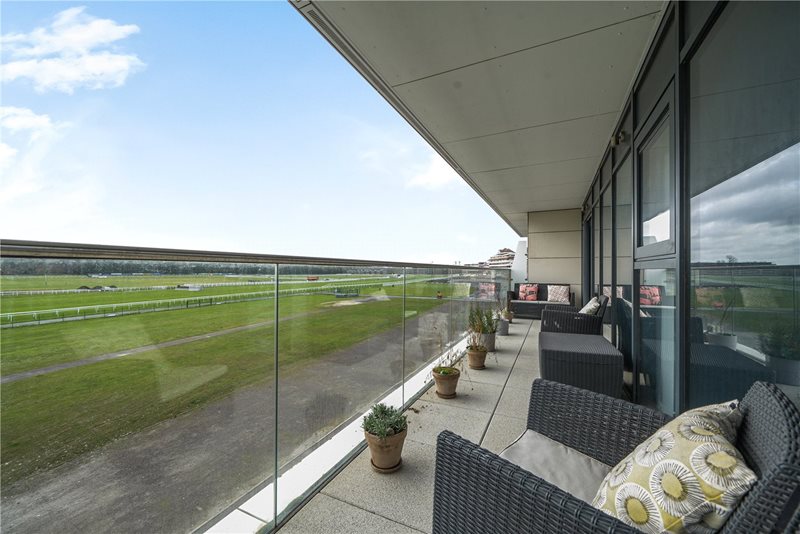 Kingman Way, Newbury, Berkshire, RG14