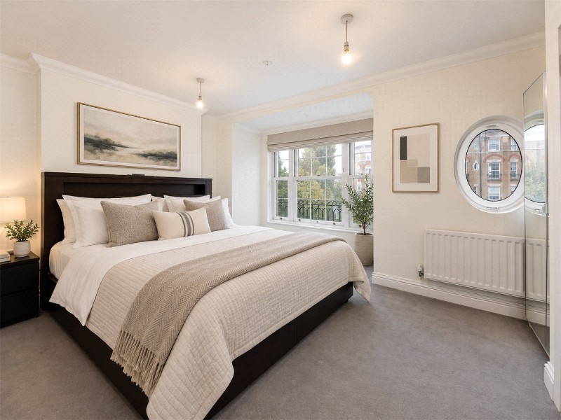 Southlands Drive, London, SW19