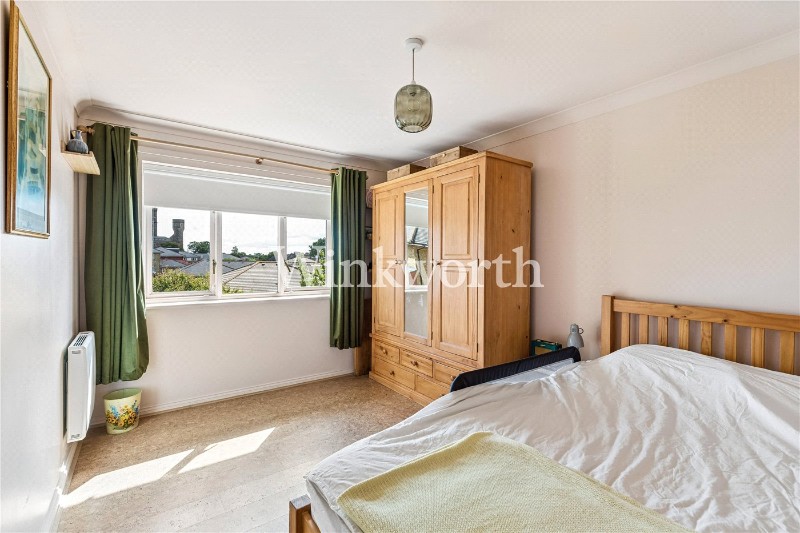 Myddleton Avenue, London, N4