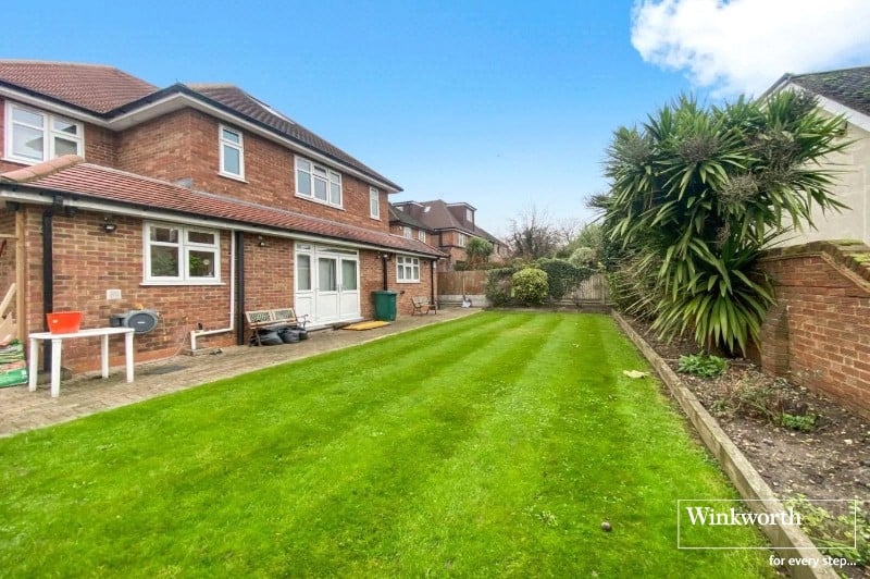 Queens Way, Hendon, London, NW4