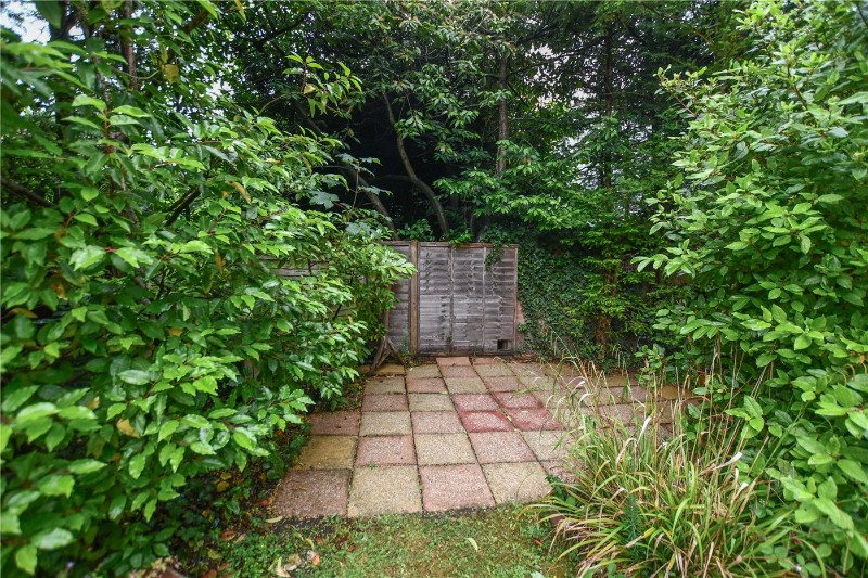 Barkhart Gardens, Wokingham, Berkshire, RG40