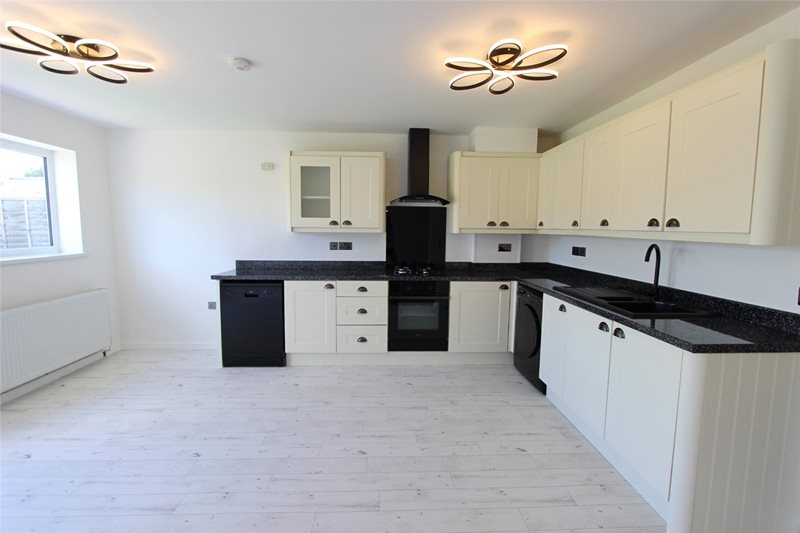 Leonard Drive, Rayleigh, Essex, SS6