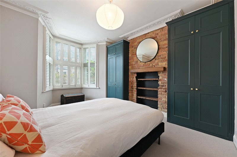 Bloemfontein Avenue, London, W12