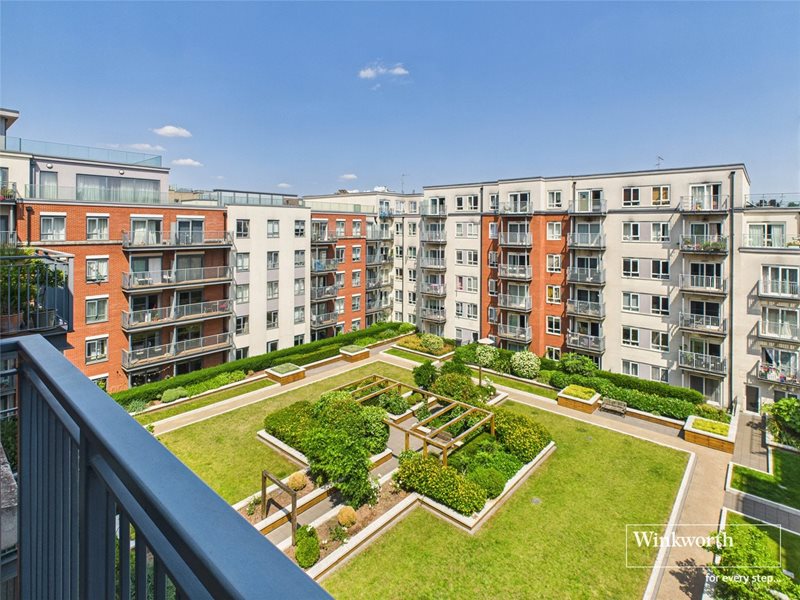 East Drive, London, NW9