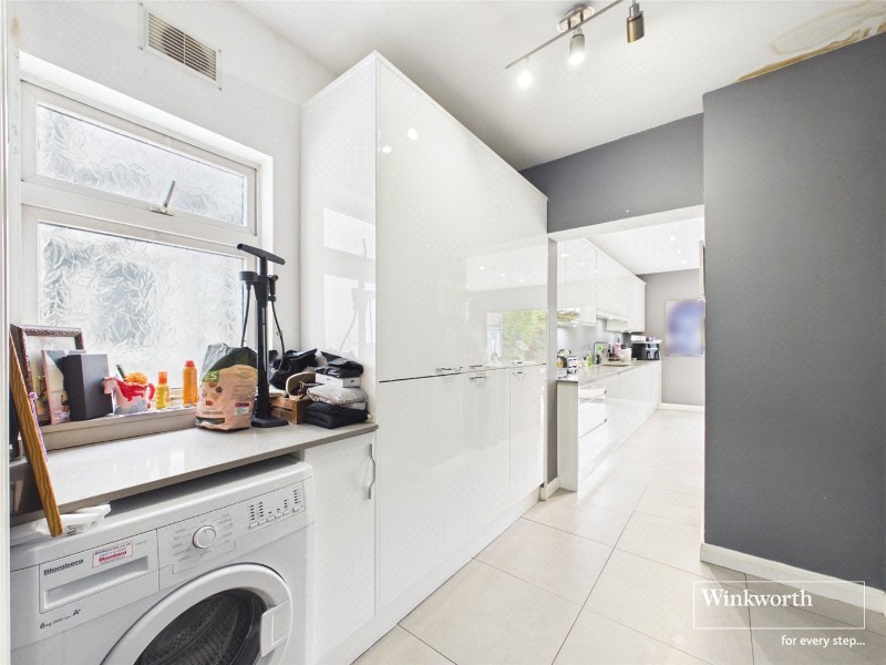 Farm Road, Edgware, HA8